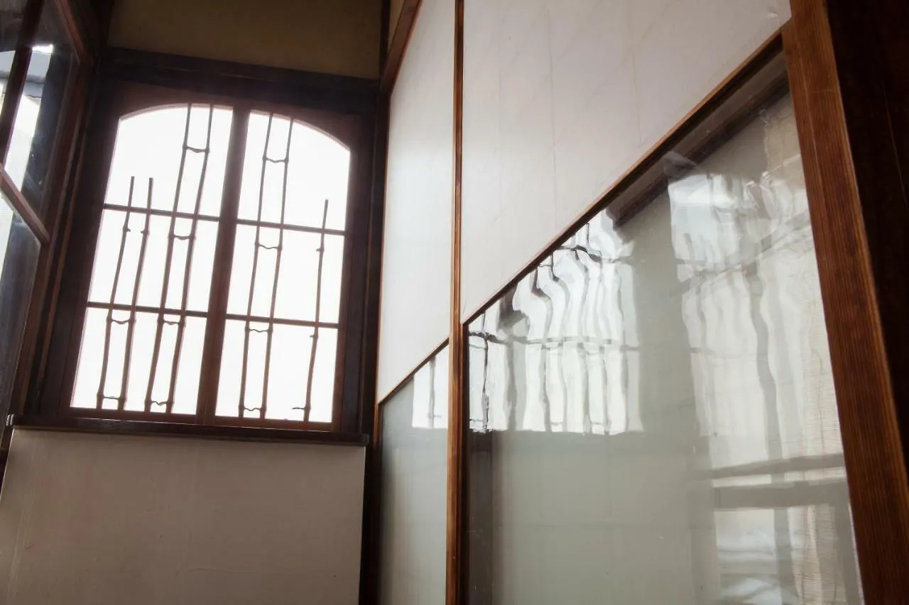 Bed & Breakfast Tsukiya Kyoto 2*,  Japan