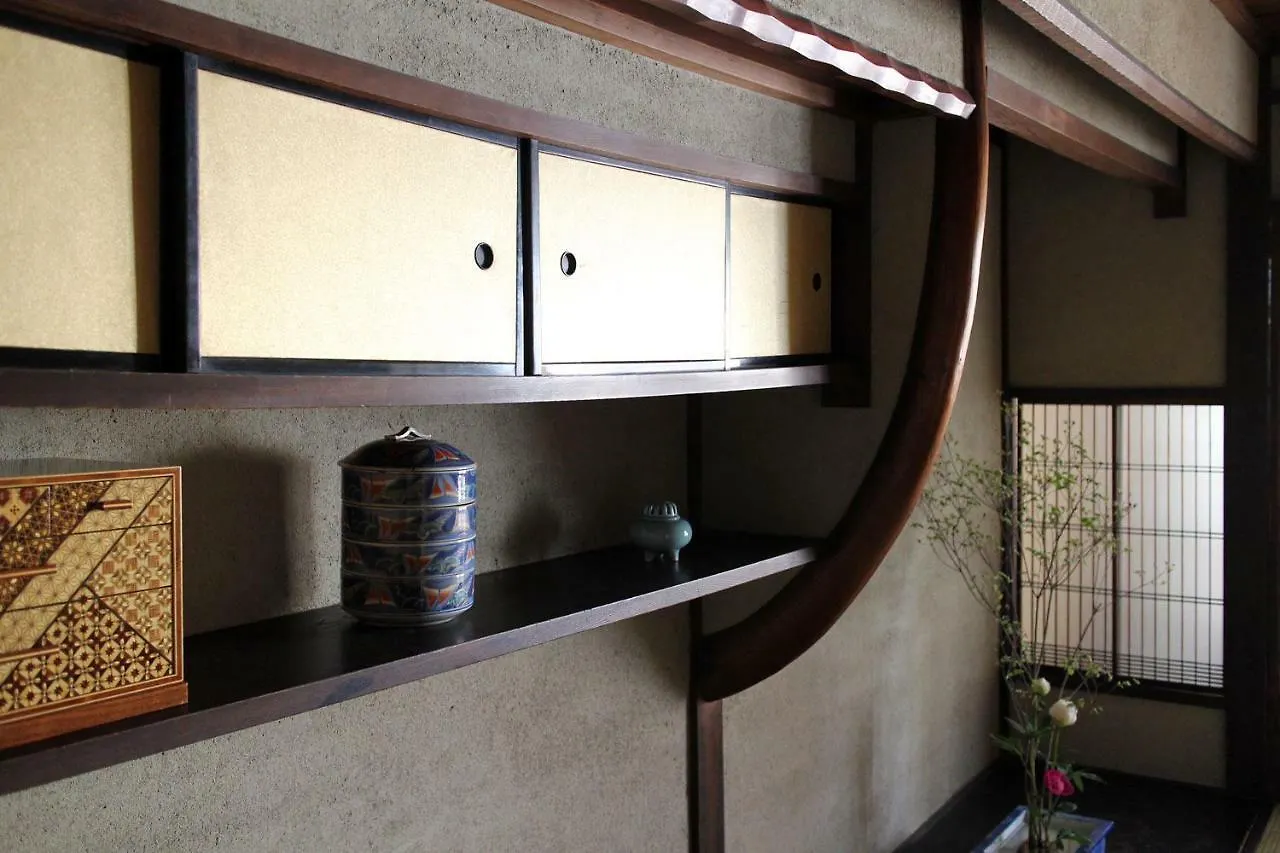 Bed & Breakfast Tsukiya Kyoto