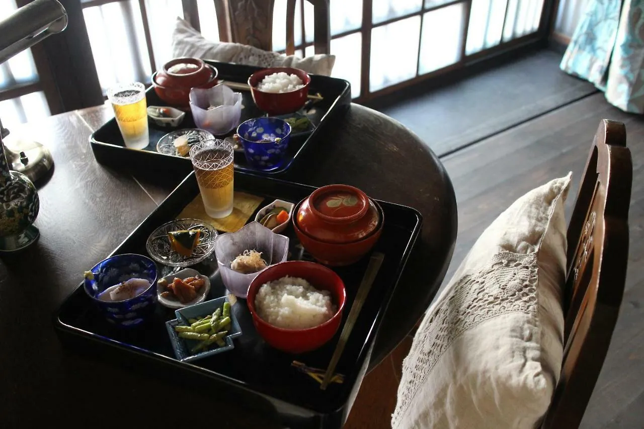 **  Bed & Breakfast Tsukiya Kyoto Japan